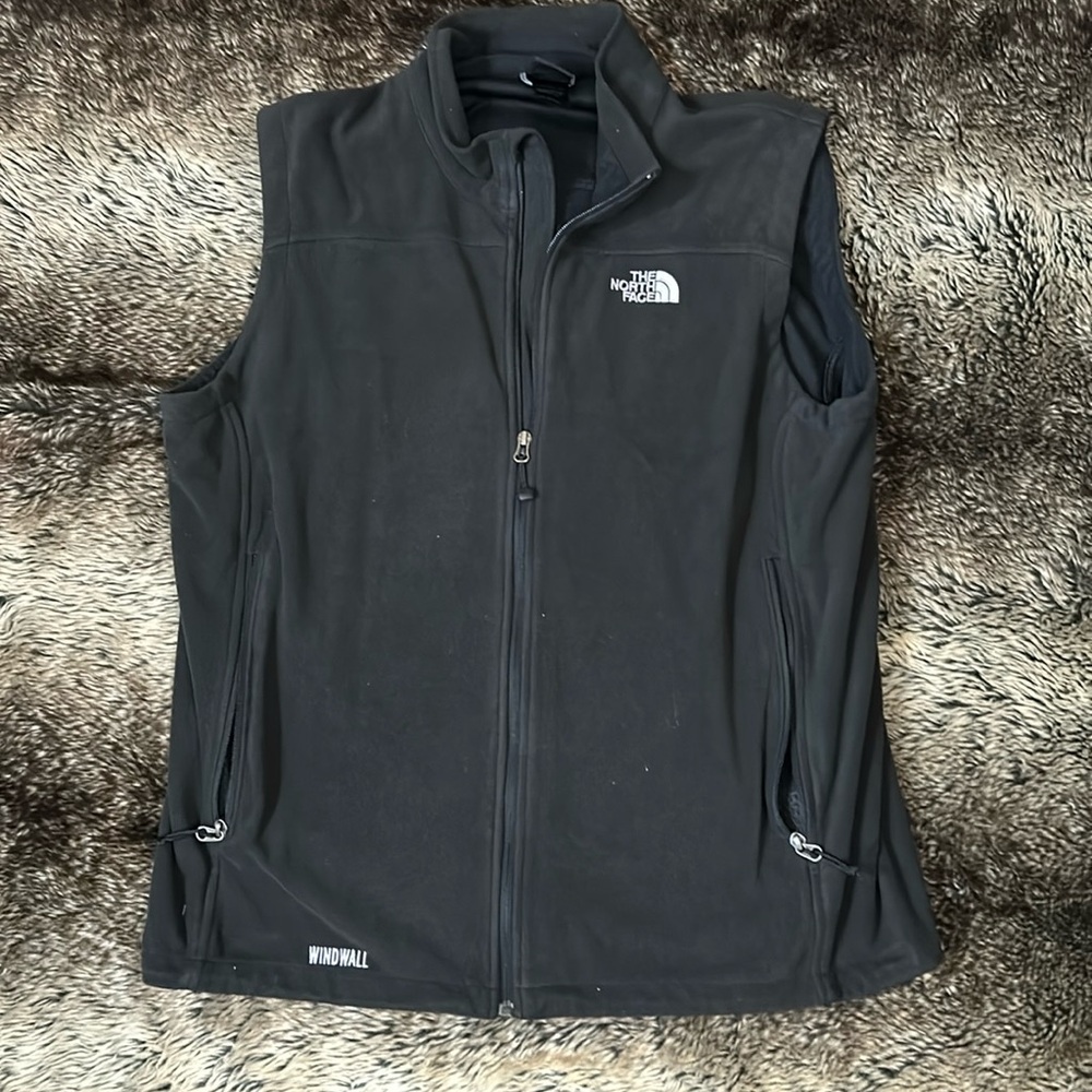 The North Face Men’s Black Fleece Vest